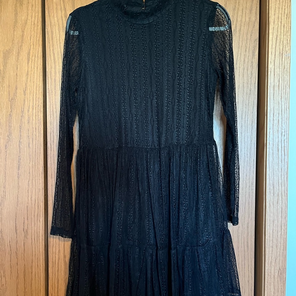 Elegant Black Lace Dress